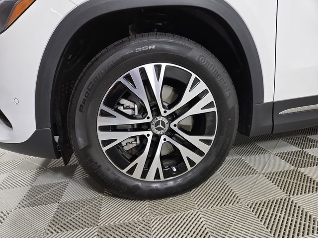 2025 Mercedes Benz GLA 250 4MATIC photo 3