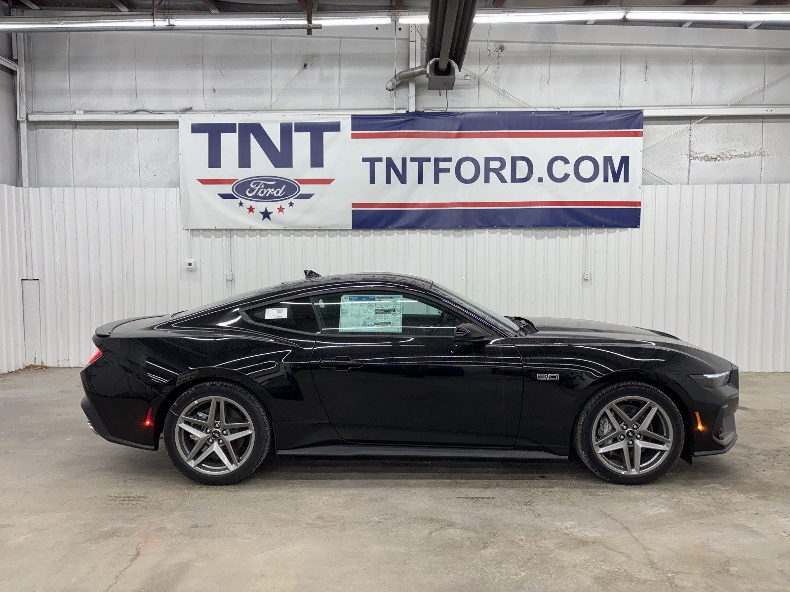 2025 Ford Mustang GT Premium's photo