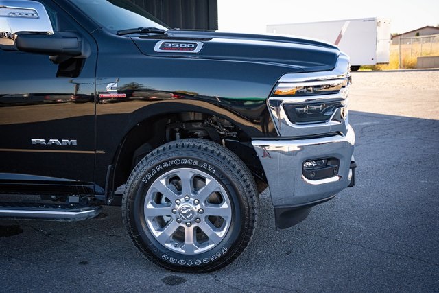 2026 Ram 3500 Laramie photo 5