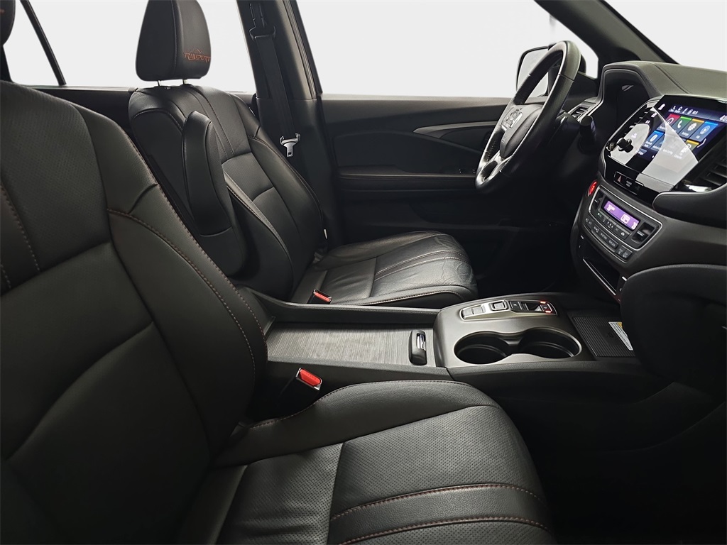 2022 Honda Pilot TrailSport photo 4