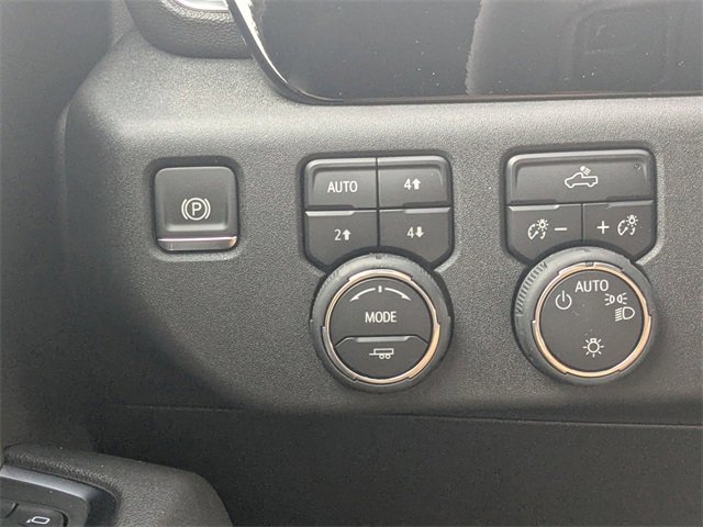2026 Chevrolet Silverado 1500 LT photo 20
