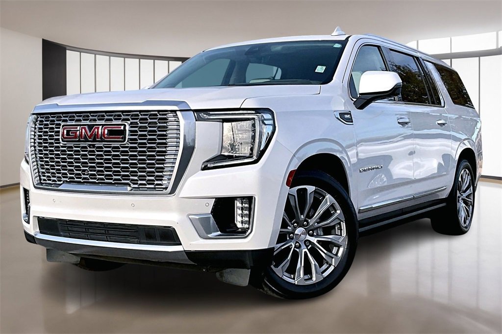 2021 GMC Yukon XL Denali's photo