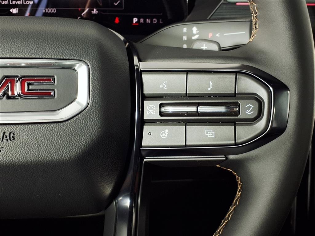 2026 Gmc Acadia AT4 photo 9
