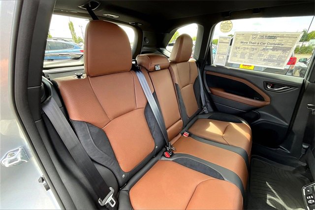 2025 Subaru Forester Touring photo 18