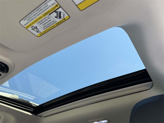 2025 Subaru Outback Touring XT photo 4