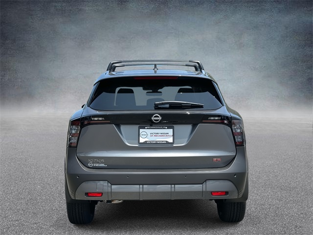 2025 Nissan Kicks SR photo 3