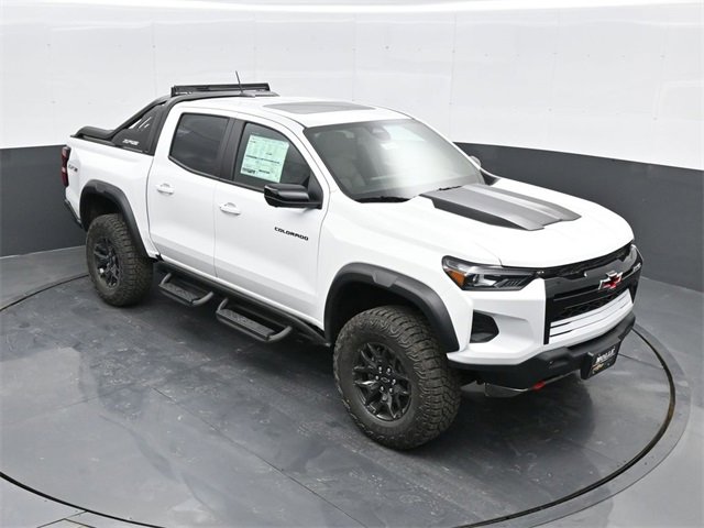 2025 Chevrolet Colorado ZR2 photo 8