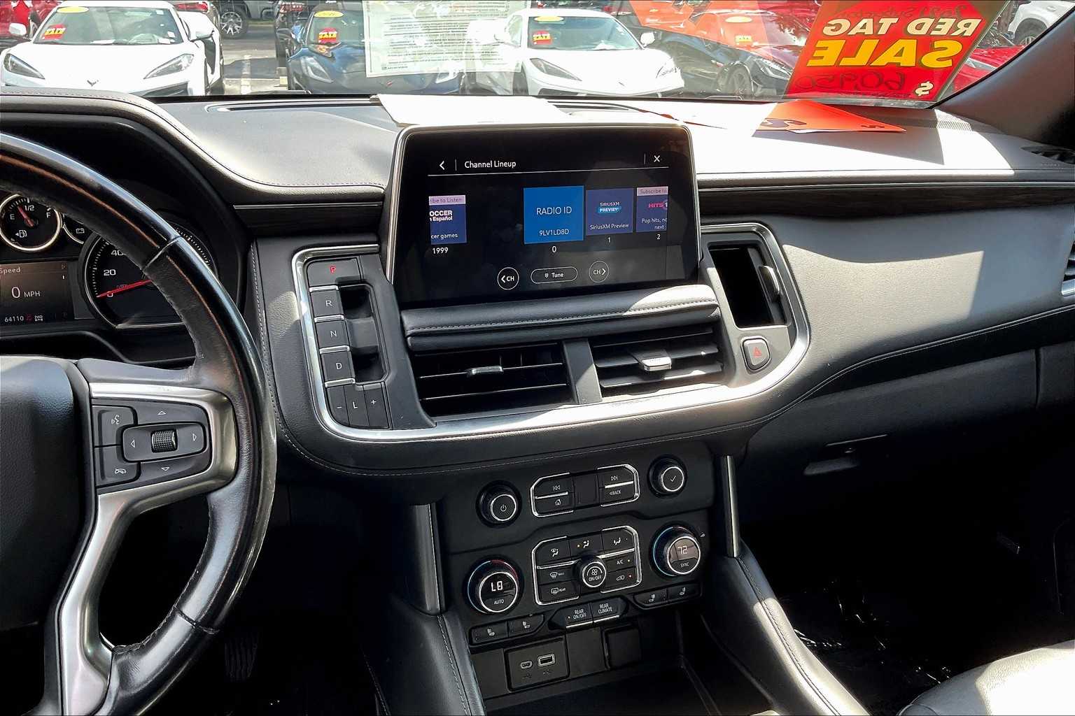 2021 Chevrolet Suburban Z71 photo 5