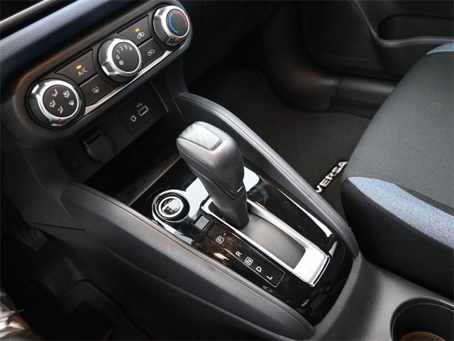 2025 Nissan Versa SV photo 29