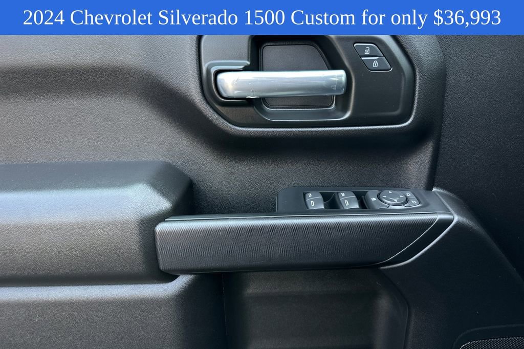 2024 Chevrolet Silverado 1500 Custom photo 10