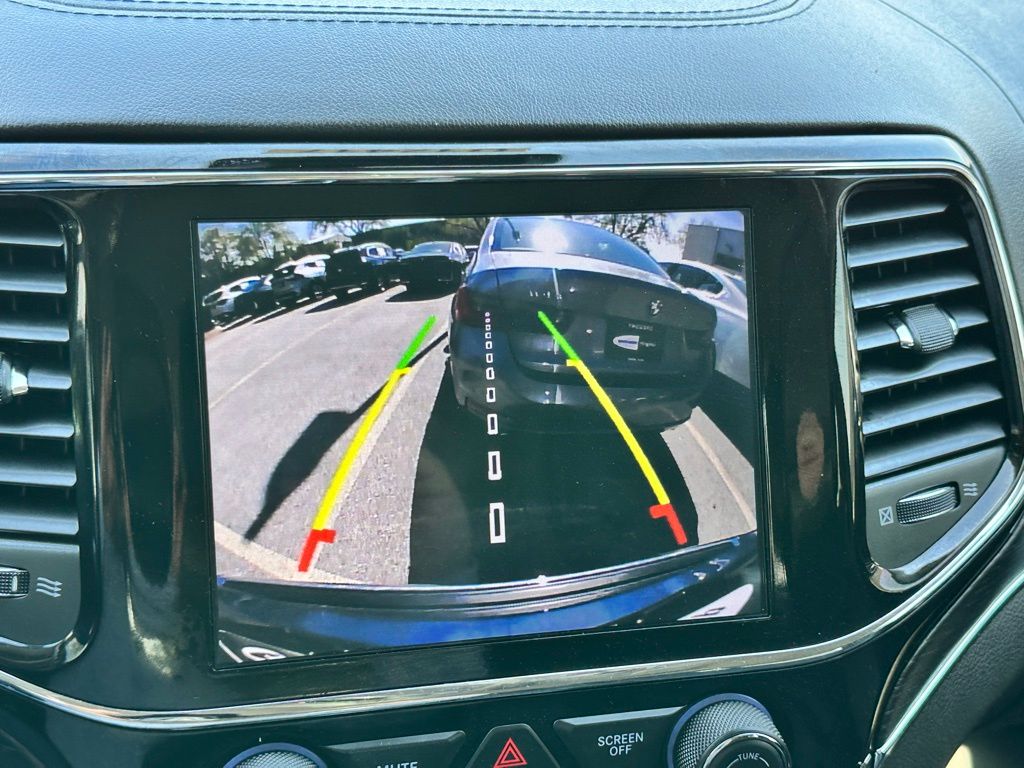 2021 Jeep Grand Cherokee Summit photo 17