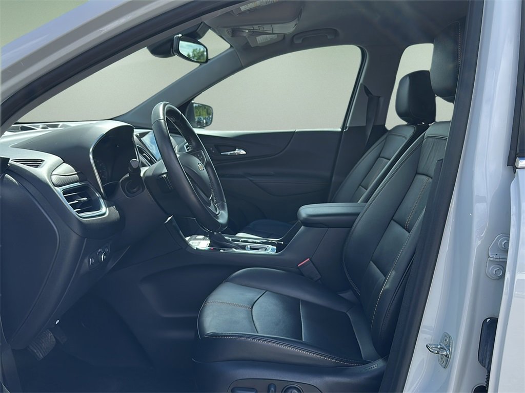 2022 Chevrolet Equinox Premier photo 3