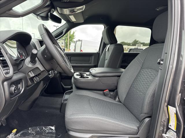 2025 Ram 2500 Tradesman photo 6