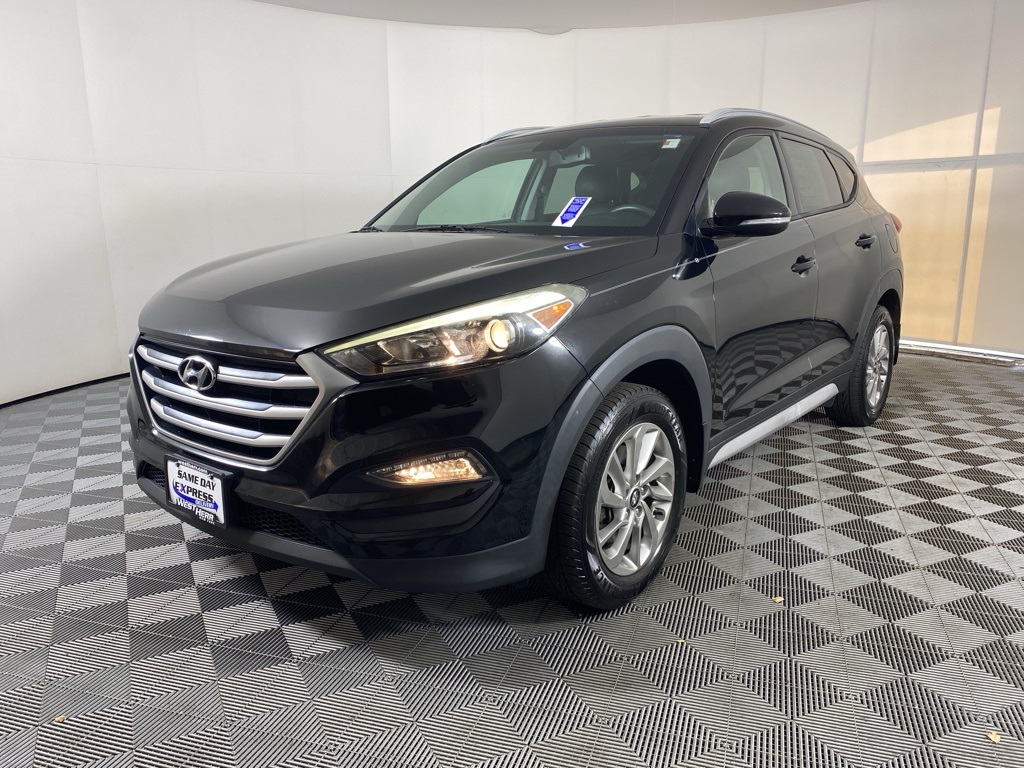 2017 Hyundai Tucson SE Plus photo 3