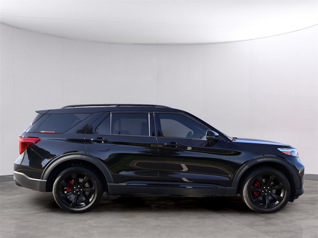 2021 Ford Explorer ST photo 3