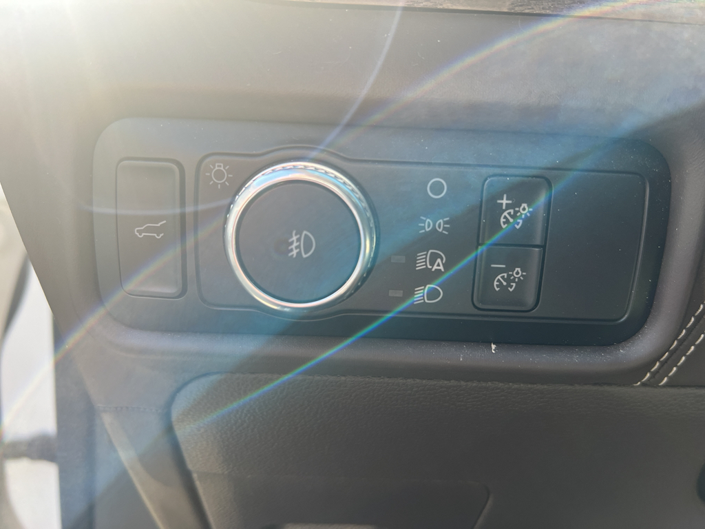 2020 Ford Explorer Platinum photo 29