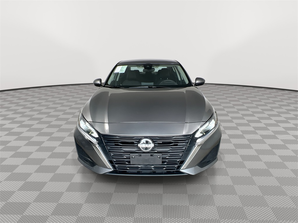 2023 Nissan Altima 2.5 SV photo 3