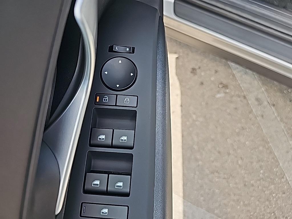 2026 Hyundai Tucson SEL photo 12