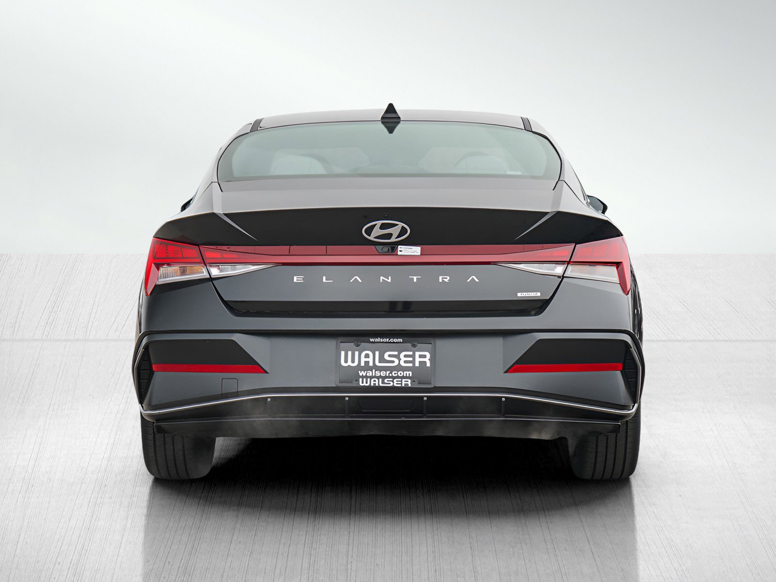 2025 Hyundai Elantra Hybrid Limited photo 4
