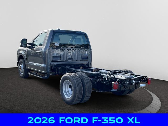 2026 Ford F-350 photo 3