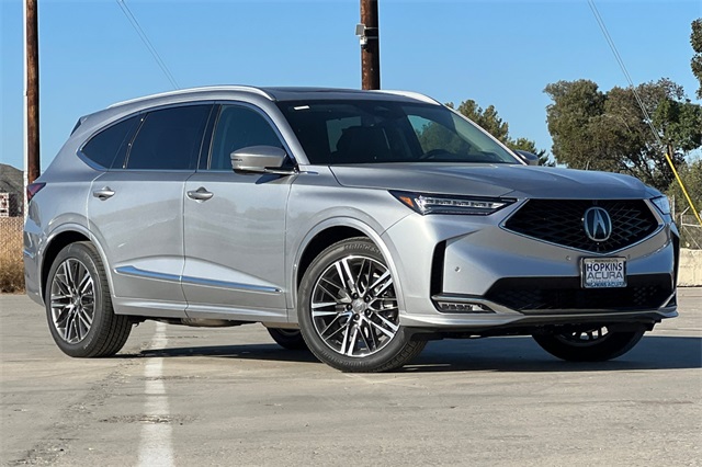 2026 Acura MDX SH-AWD Advance photo 2