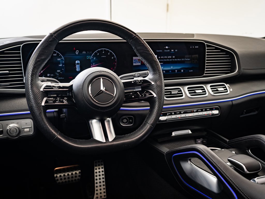 2024 Mercedes Benz GLS 450 4MATIC photo 4
