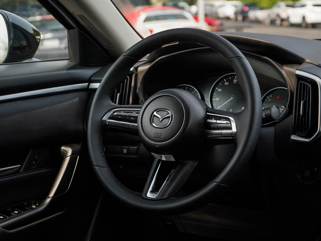 2025 Mazda CX-50 2.5 S Preferred photo 13