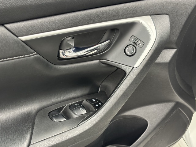 2016 Nissan Altima 2.5 SL photo 10