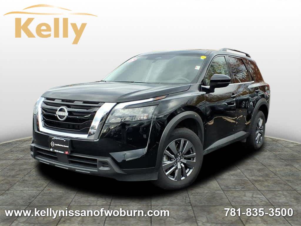 2025 Nissan Pathfinder SV's photo