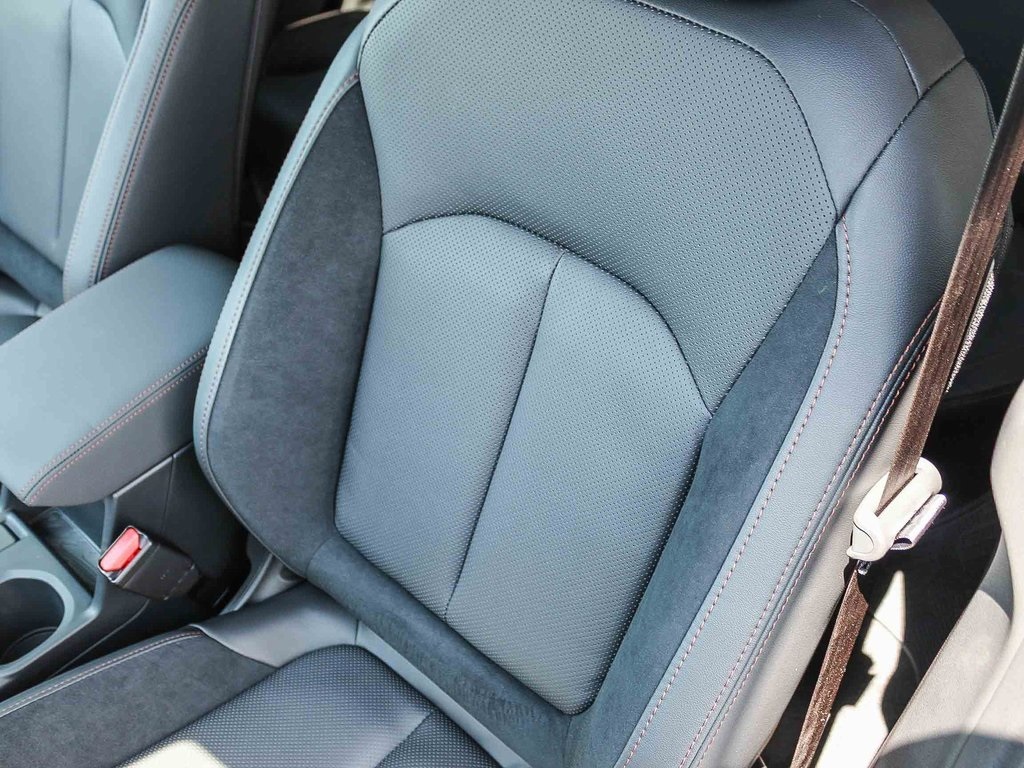2025 Subaru Forester Touring photo 23