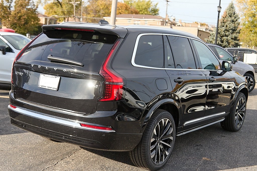 2026 VOLVO XC90 - Image 8