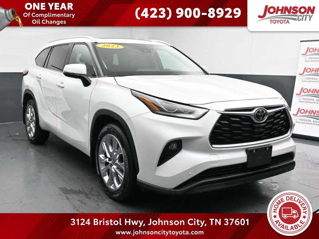2023 Toyota Highlander Limited's photo