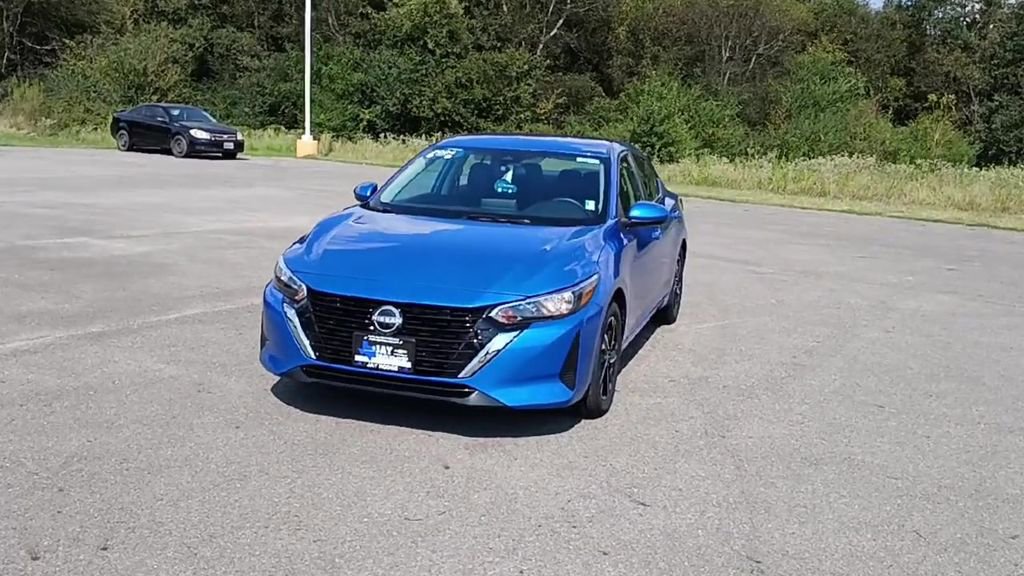 2024 Nissan Sentra SV photo 3