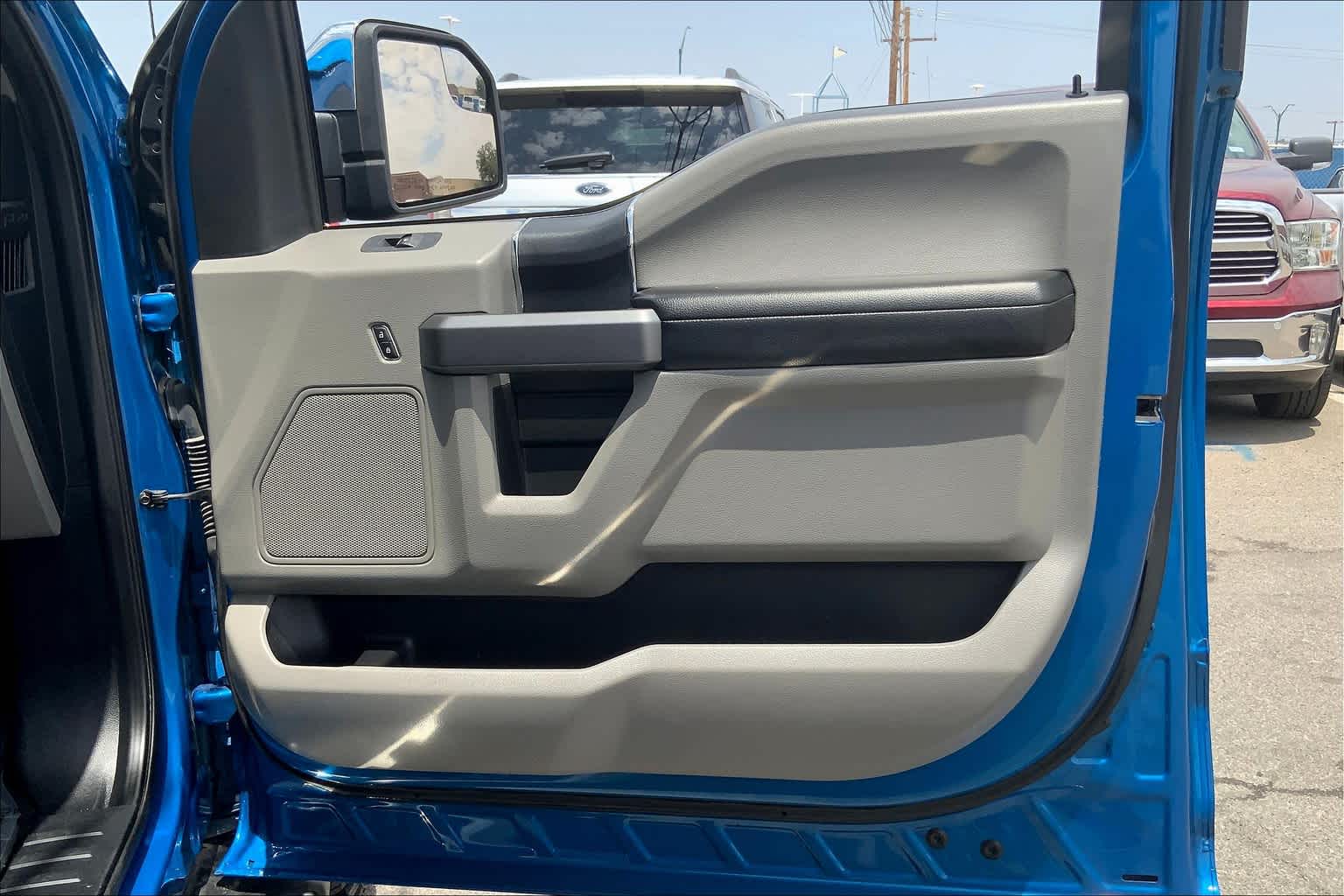 2020 Ford F-150 XLT photo 20