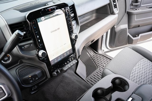 2025 Ram 2500 Tradesman photo 26