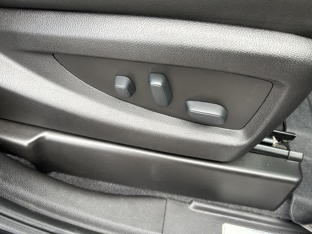 2019 Chevrolet Silverado 3500HD High Country photo 30