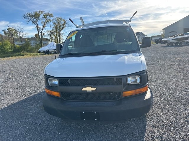 2015 Chevrolet Express Cargo Van photo 2