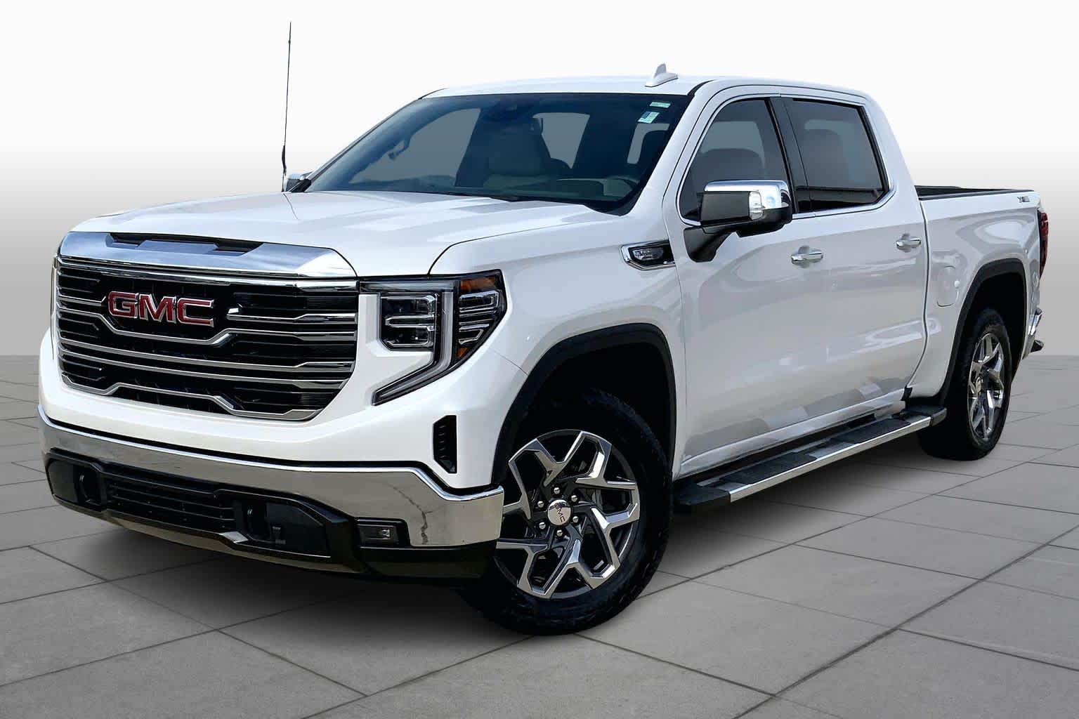 2023 GMC Sierra 1500 SLT's photo
