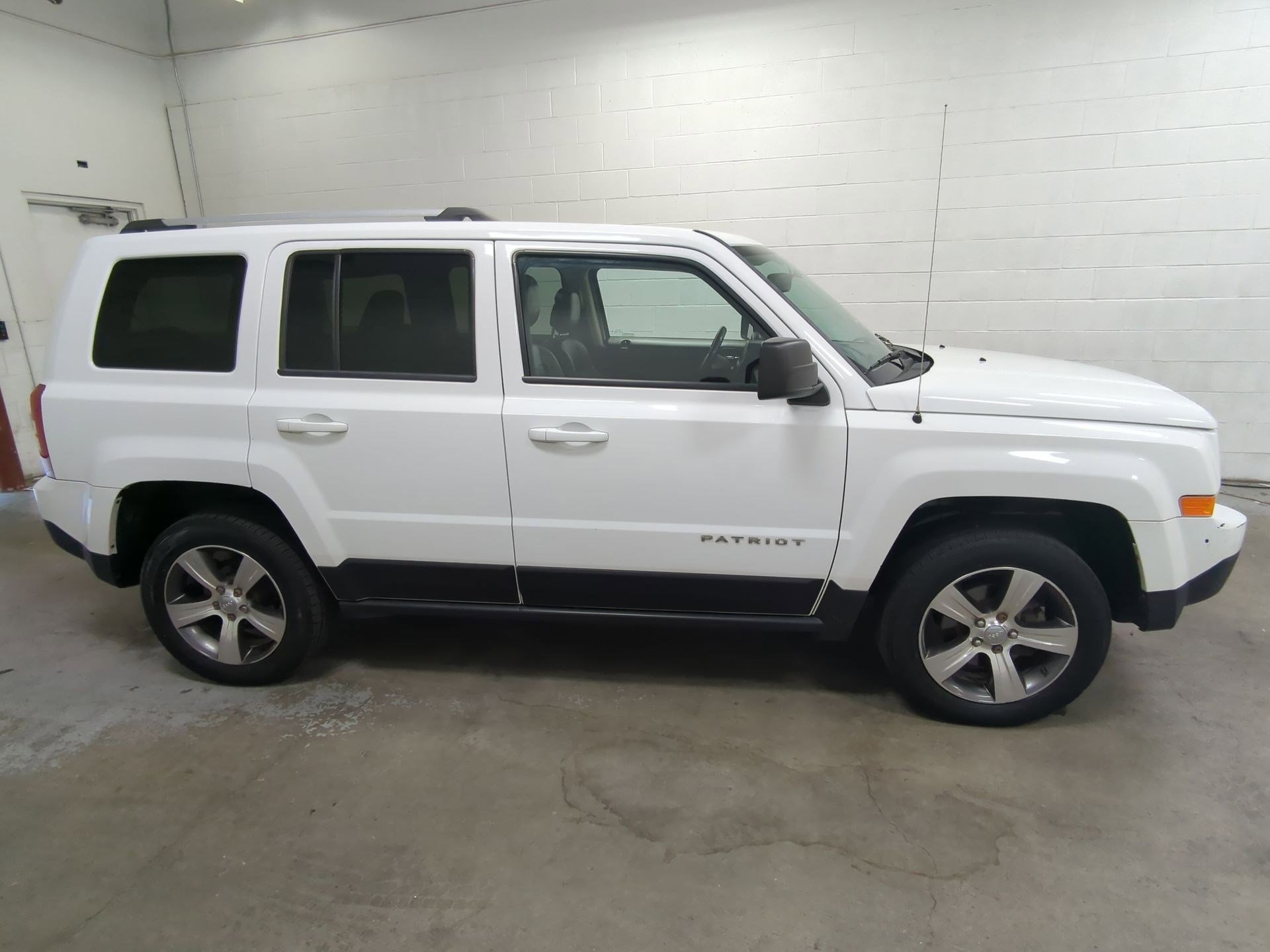 Used 2016 Jeep Patriot Latitude with VIN 1C4NJRFB0GD535204 for sale in West Valley City, UT