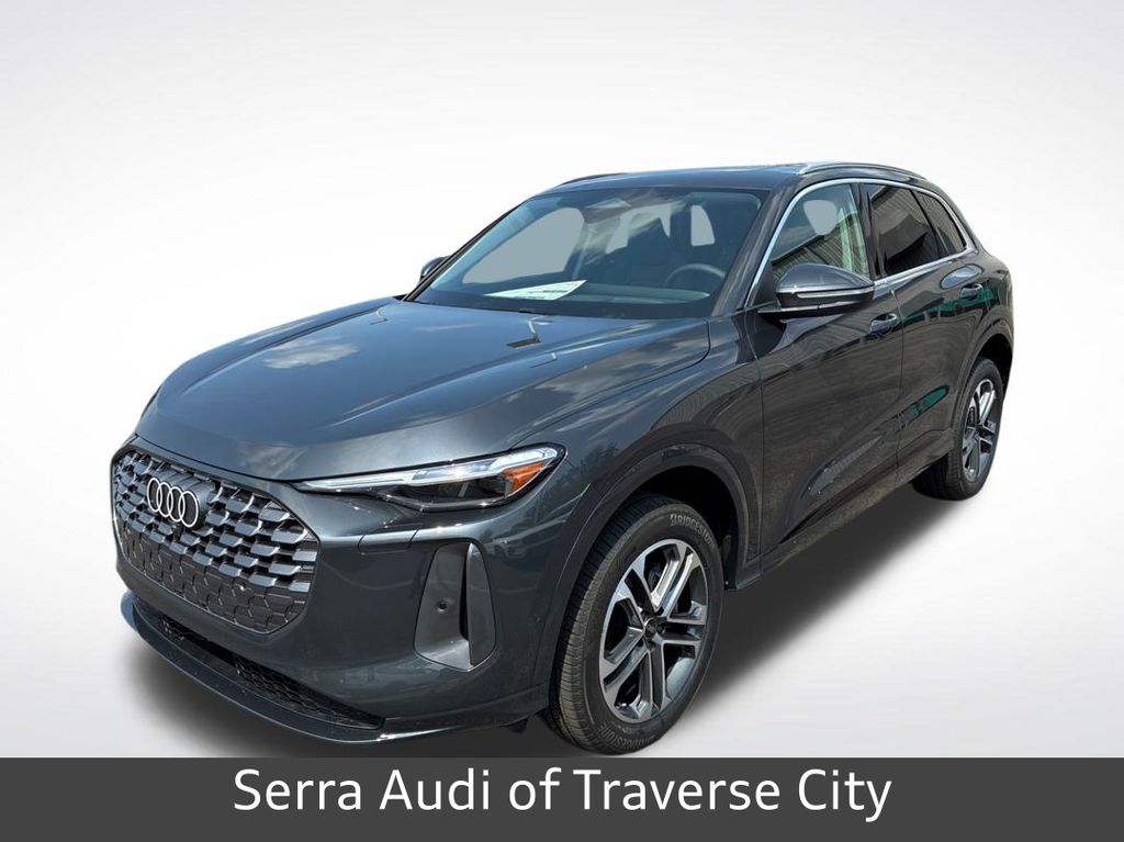 2025 Audi New Q5 Premium Plus's photo