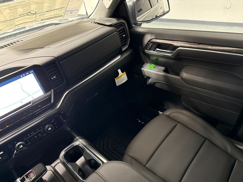 2026 Chevrolet Silverado LTZ photo 23