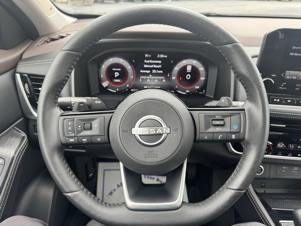 2023 Nissan Rogue Platinum photo 16