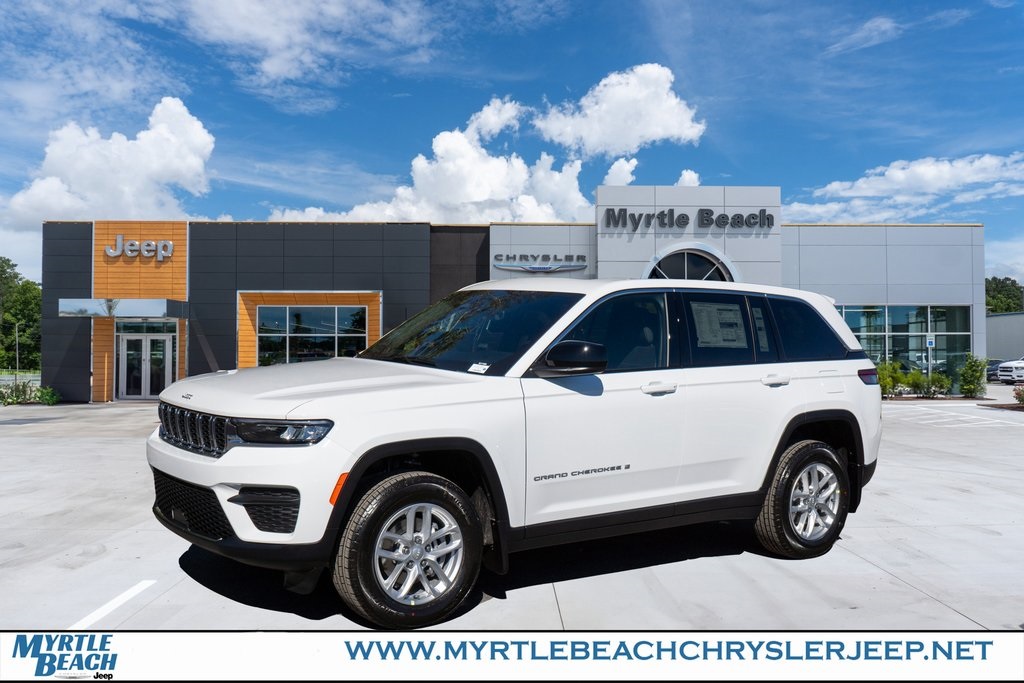 2025 Jeep Grand Cherokee Laredo's photo