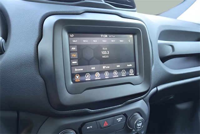 2020 Jeep Renegade Limited photo 12