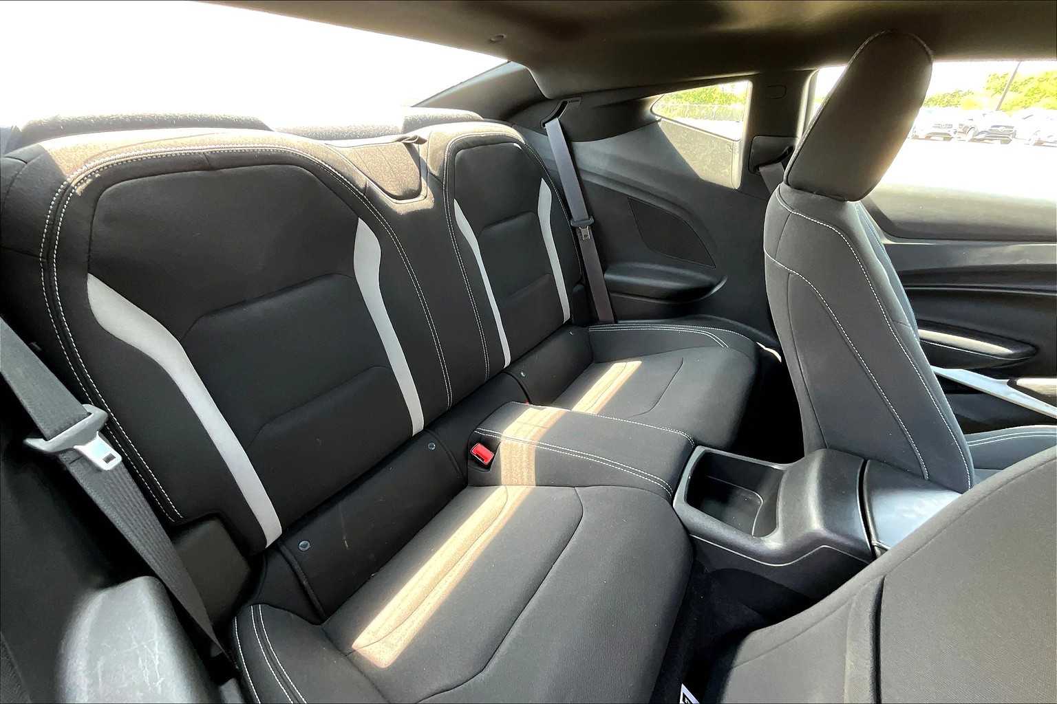 2017 Chevrolet Camaro 1SS photo 16