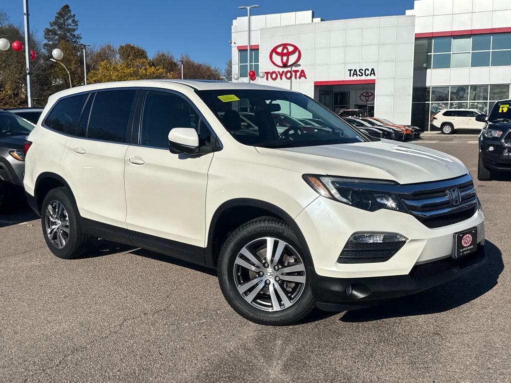 2017 Honda Pilot EX-L's photo