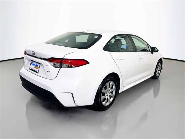 2024 Toyota Corolla LE photo 7