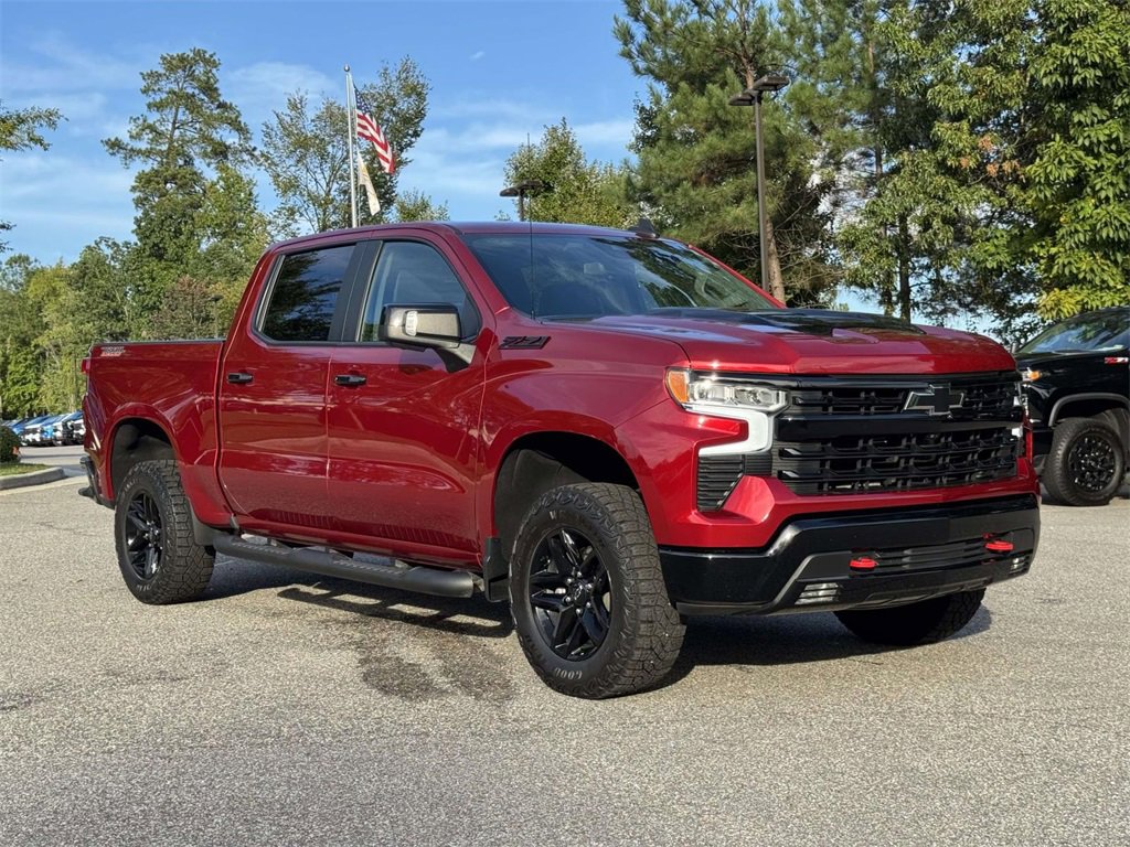 2023 Chevrolet Silverado 1500 LT Trail Boss photo 2