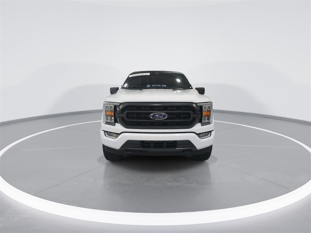 2022 Ford F-150 XLT photo 2