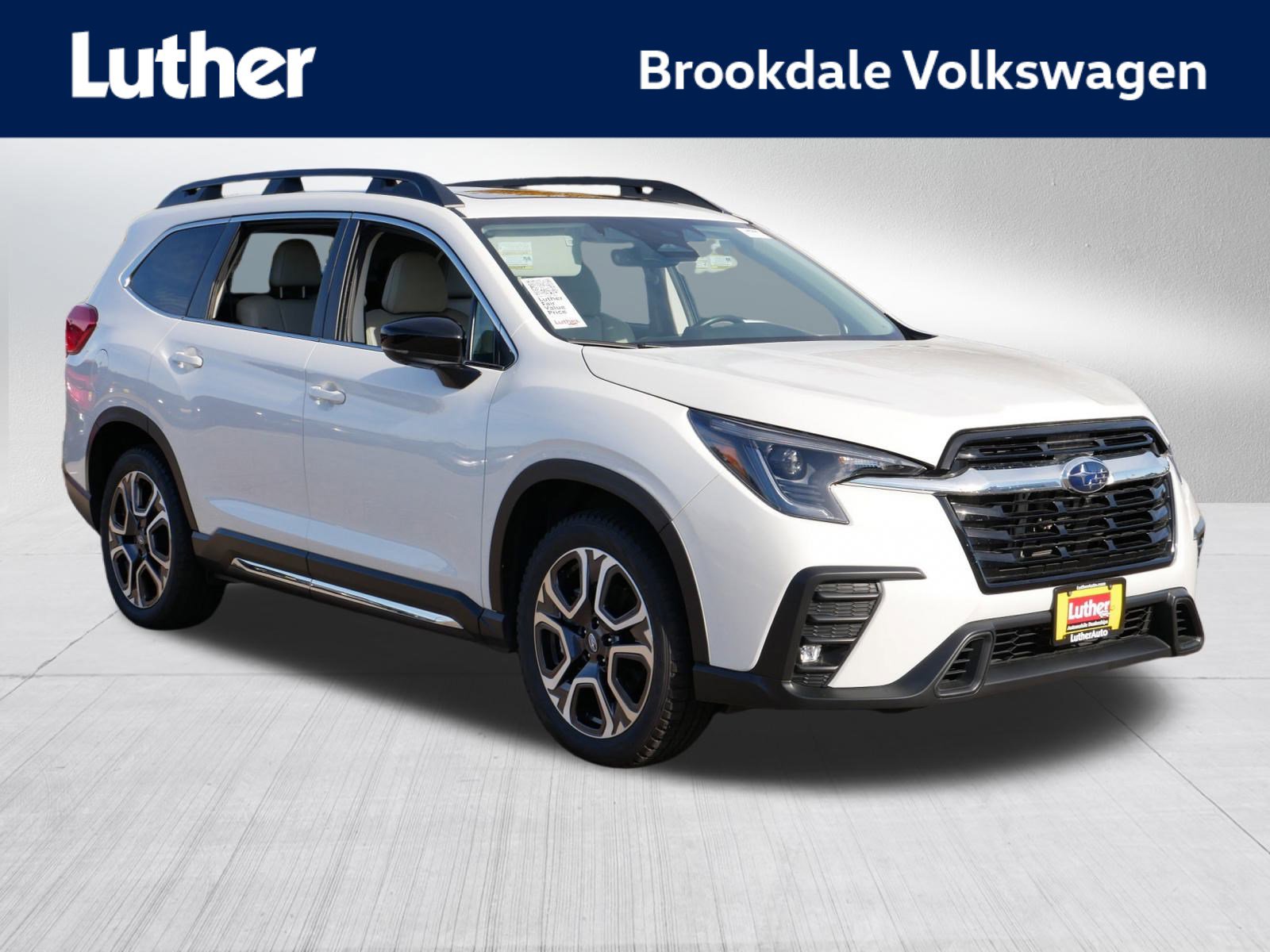 2024 Subaru Ascent Limited's photo